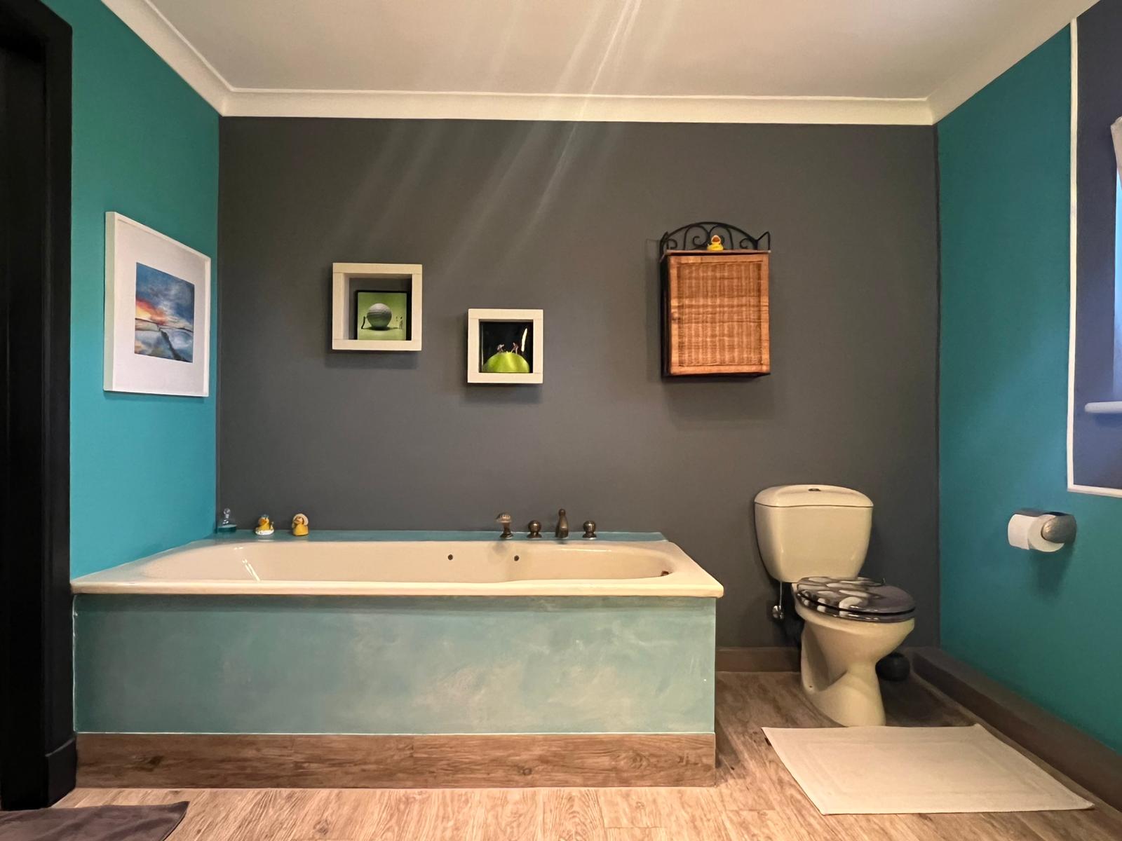 WhatsApp Image 2025-10-14 at 08.08.53 (1)